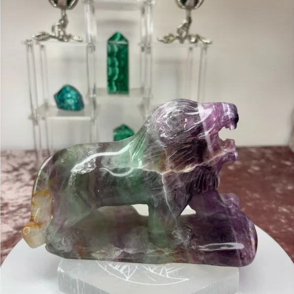 Fluorite Lion Carving - FLC5